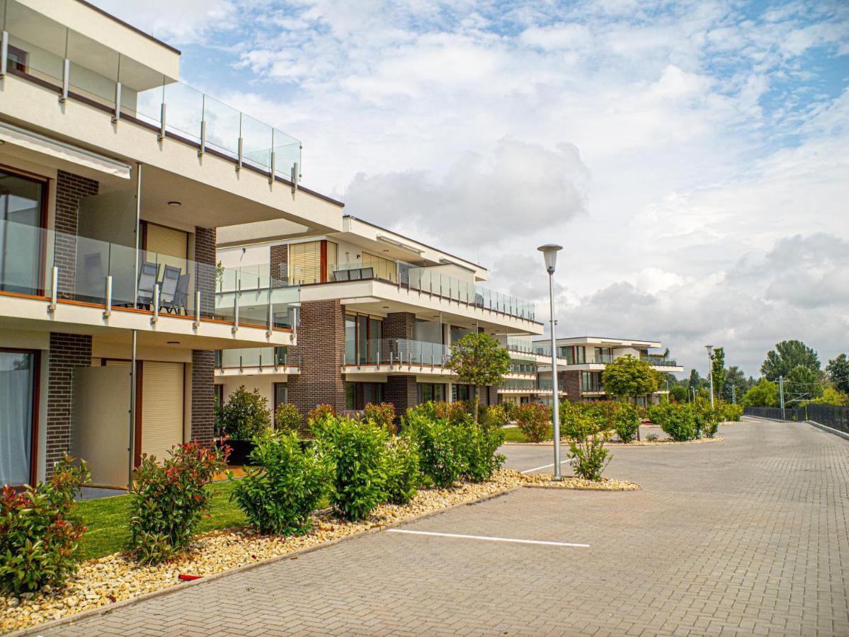 Panorama Superior Apartments - Pool, Garden, Parking Balatonalmádi エクステリア 写真