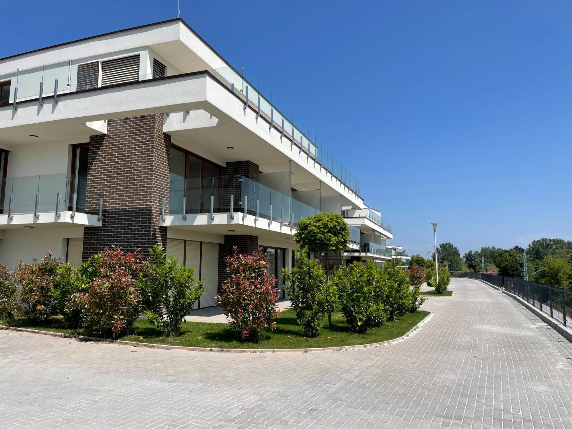 Panorama Superior Apartments - Pool, Garden, Parking Balatonalmádi エクステリア 写真